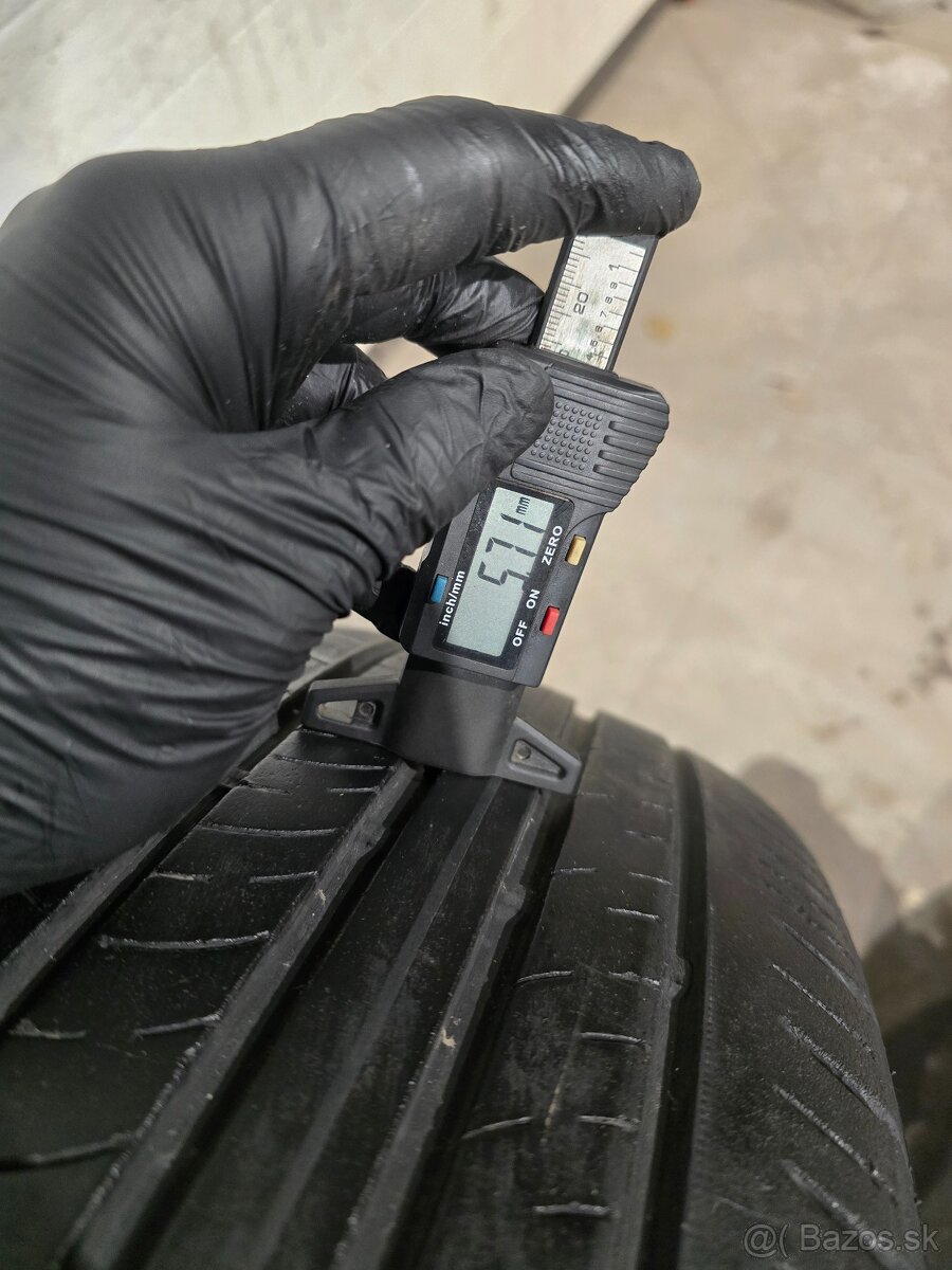 Letné Pneu Dunlop 215/60 R17 - 2