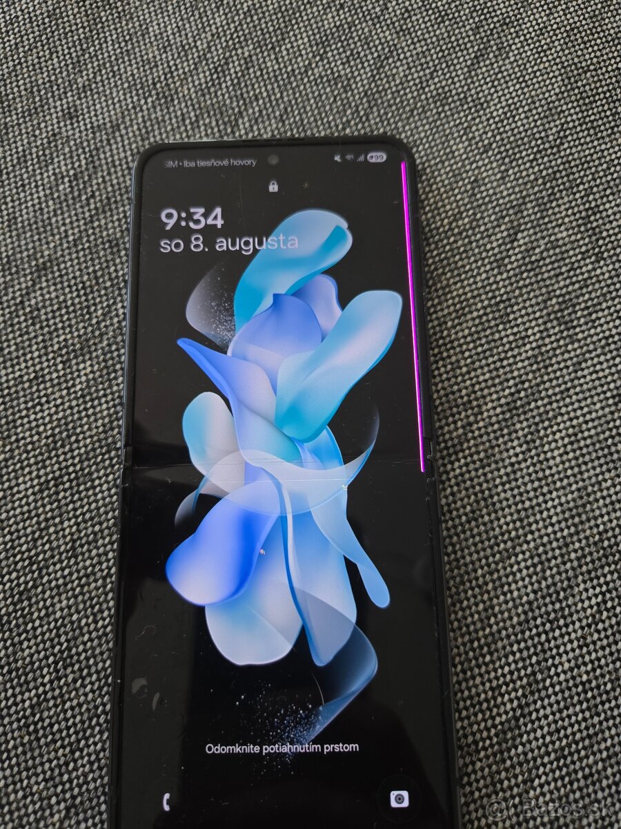 Samsung Galaxy Z Flip 4 - 2