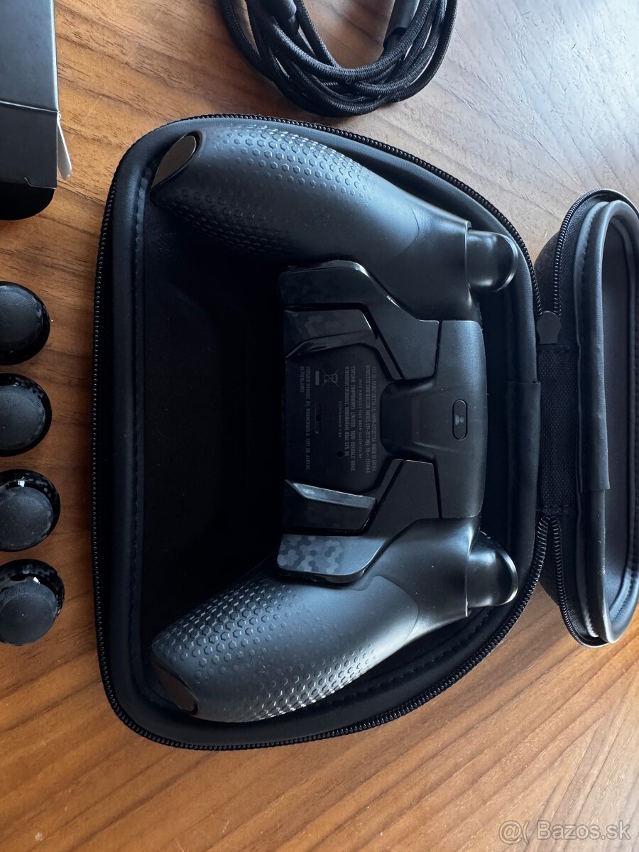 Predám ovládač Scuf Reflex FPS Steel Gray PS5 - 2