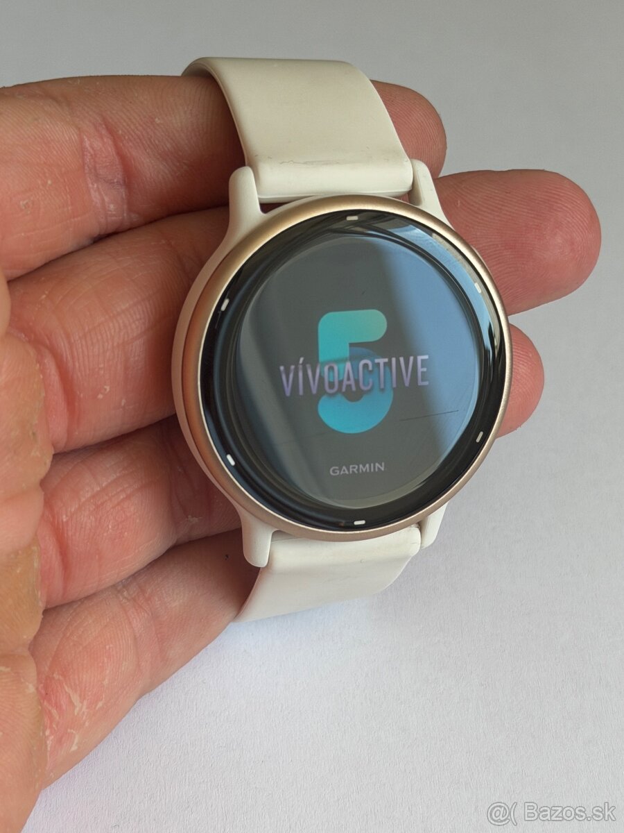 Garmin Vivoactive 5 Gold - 2