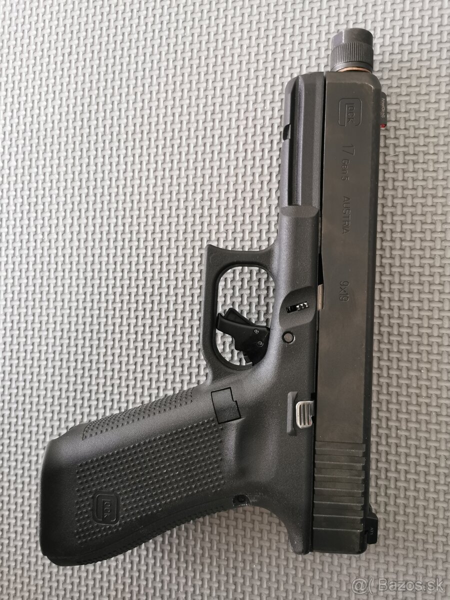 Glock 17 gen. 5 9x19 - 2
