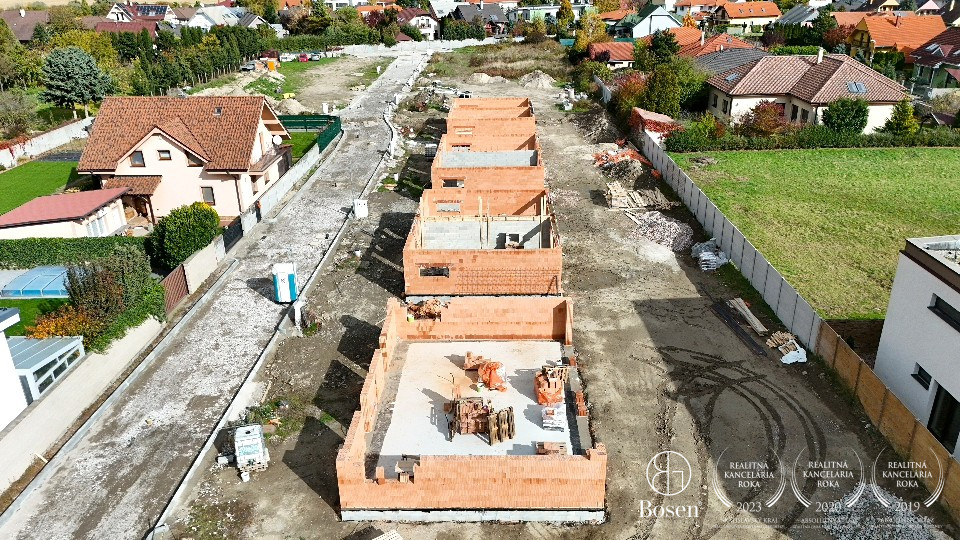 BOSEN | Moderné 4 izbové rodinné domy vo výstavbe, Rovinka - 2