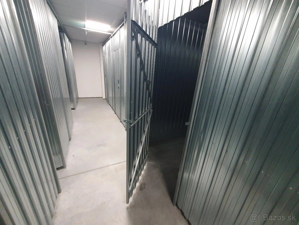 Malý Interný Sklad T74 (3,5 m²) na prenájom (Tomášikova 50D) - 2