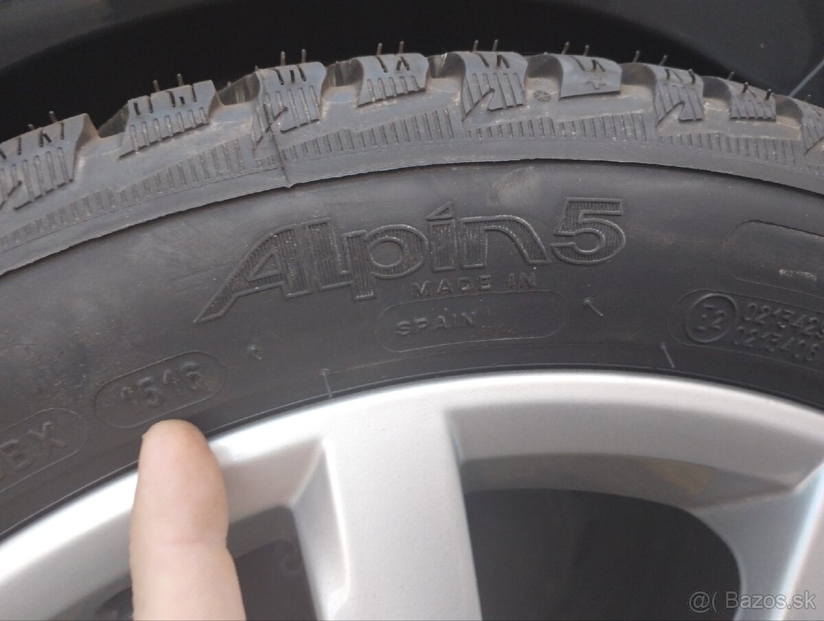 Sada zimné pneumatiky originál Volkswagen 205/50 R17 ET 48 - 2