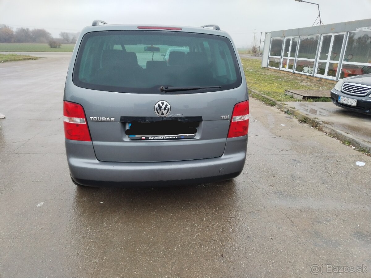 Volkswagen touran - 2