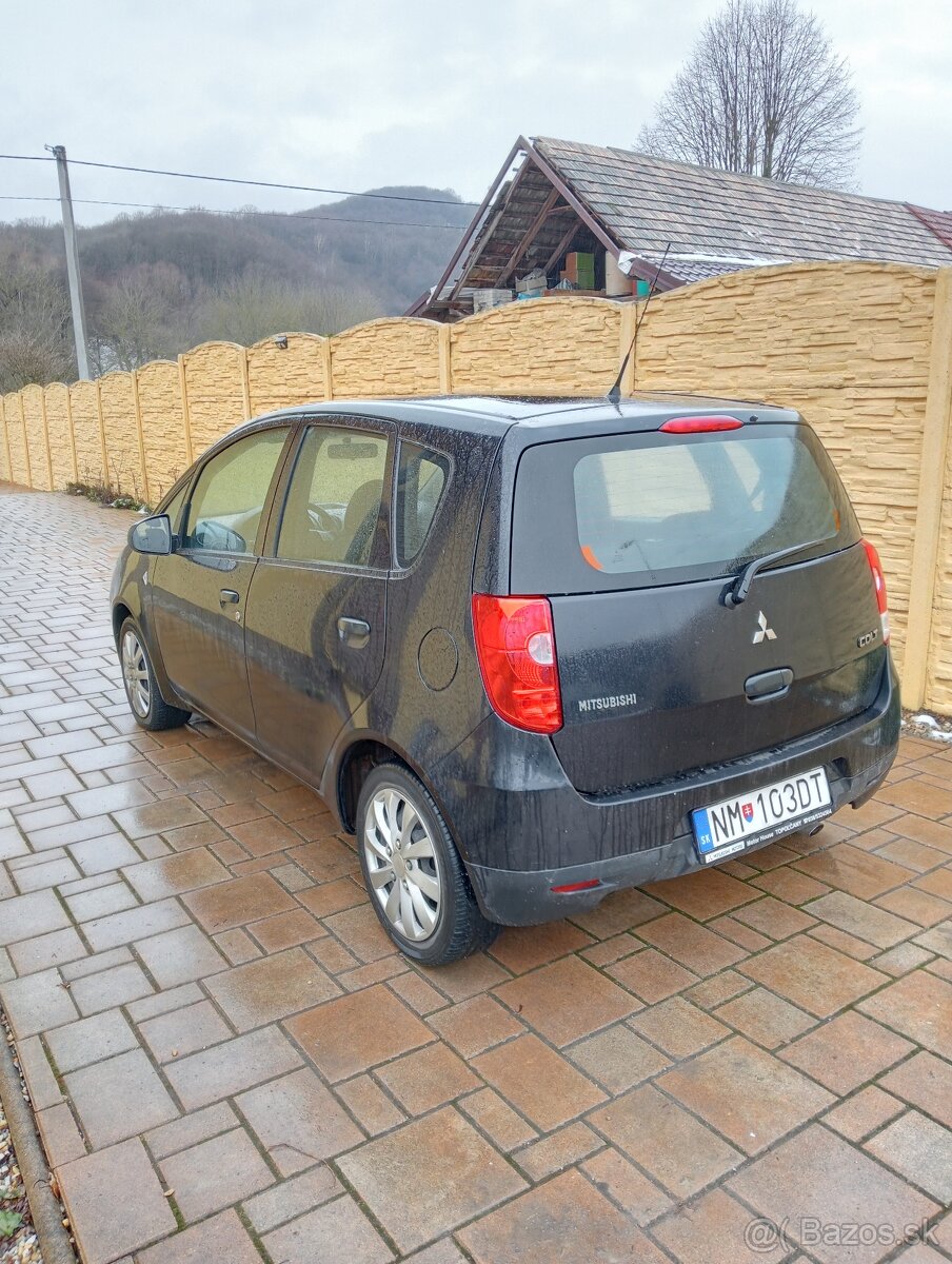Mitsubishi colt 1.3 70 kw r.v.2010 - 2