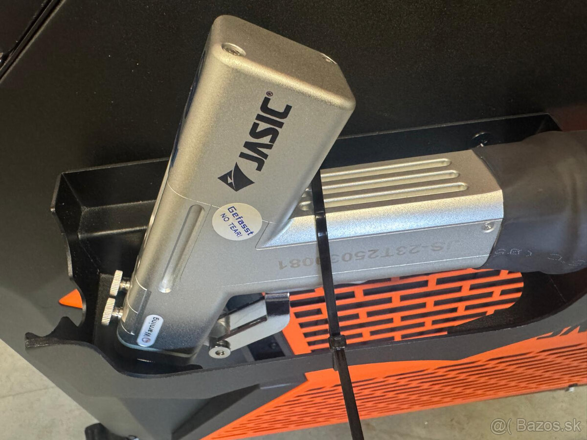 Laserová zváračka 1,5kW/2kW systém SUP23 T AKCIA - 2