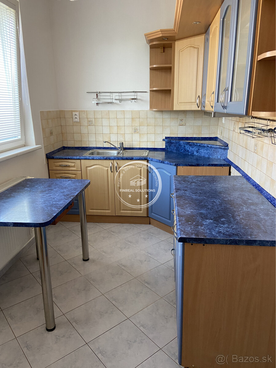 Na predaj byt v Ladcoch - 2