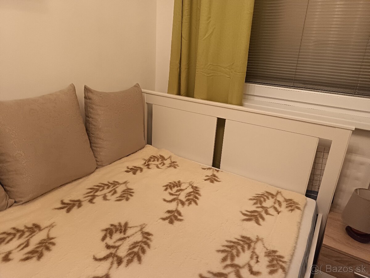 Posteľ Ikea - 2