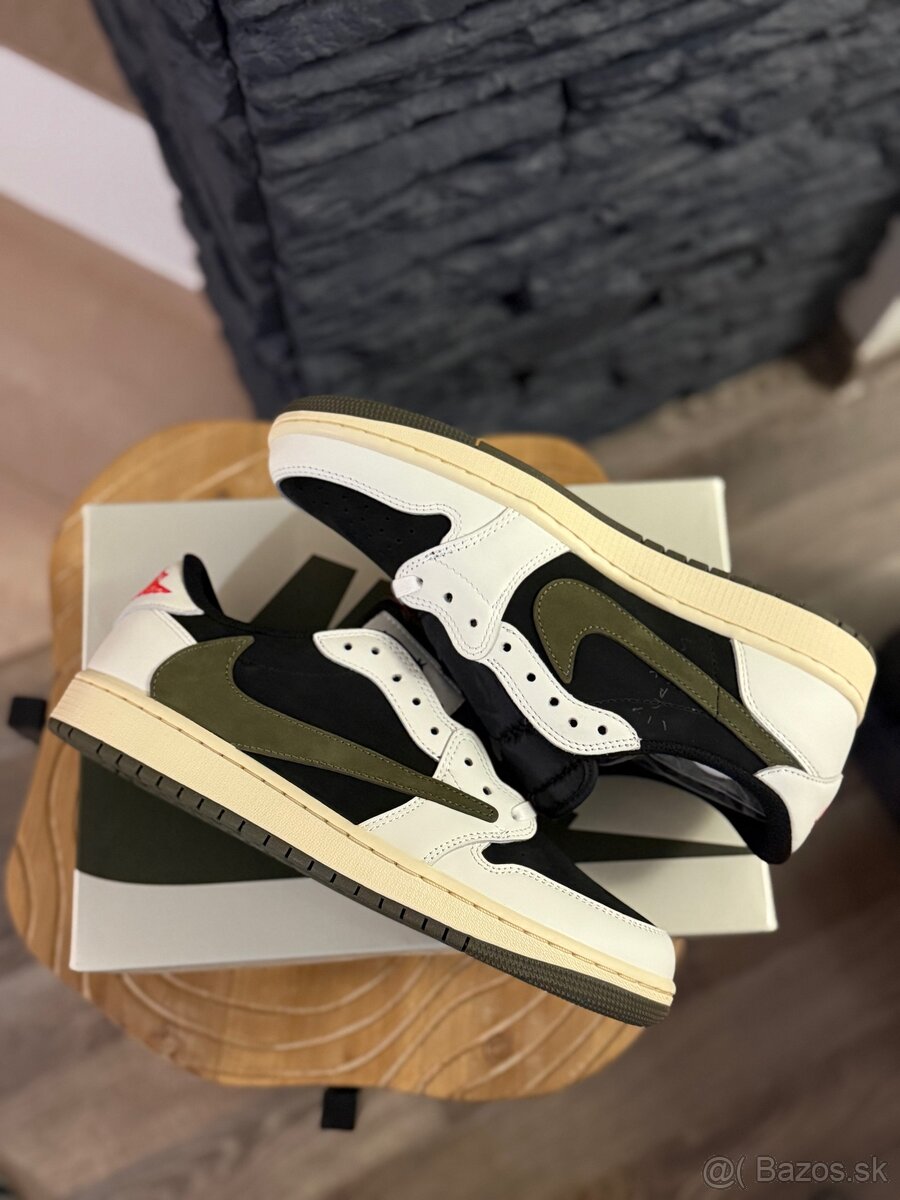 Jordan 1 Low Travis Scott Olive - 2