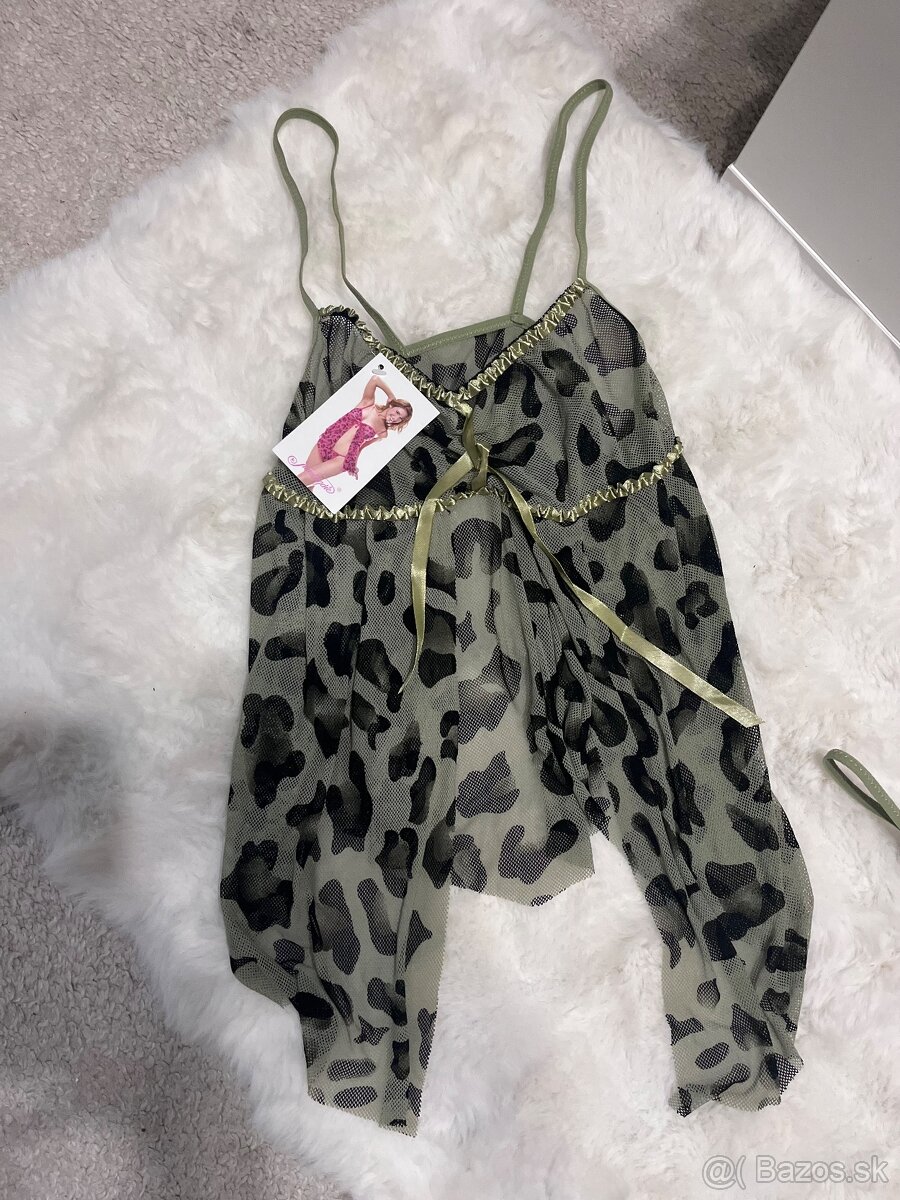 Zelena nočná kosielka - 2