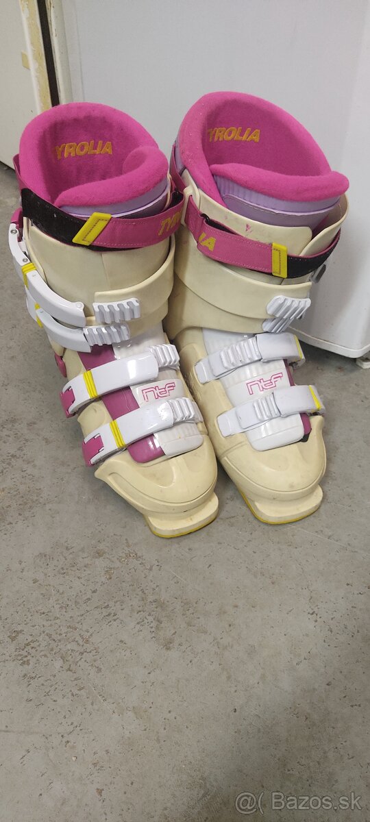 Predám lyžiarske topánky. - 2