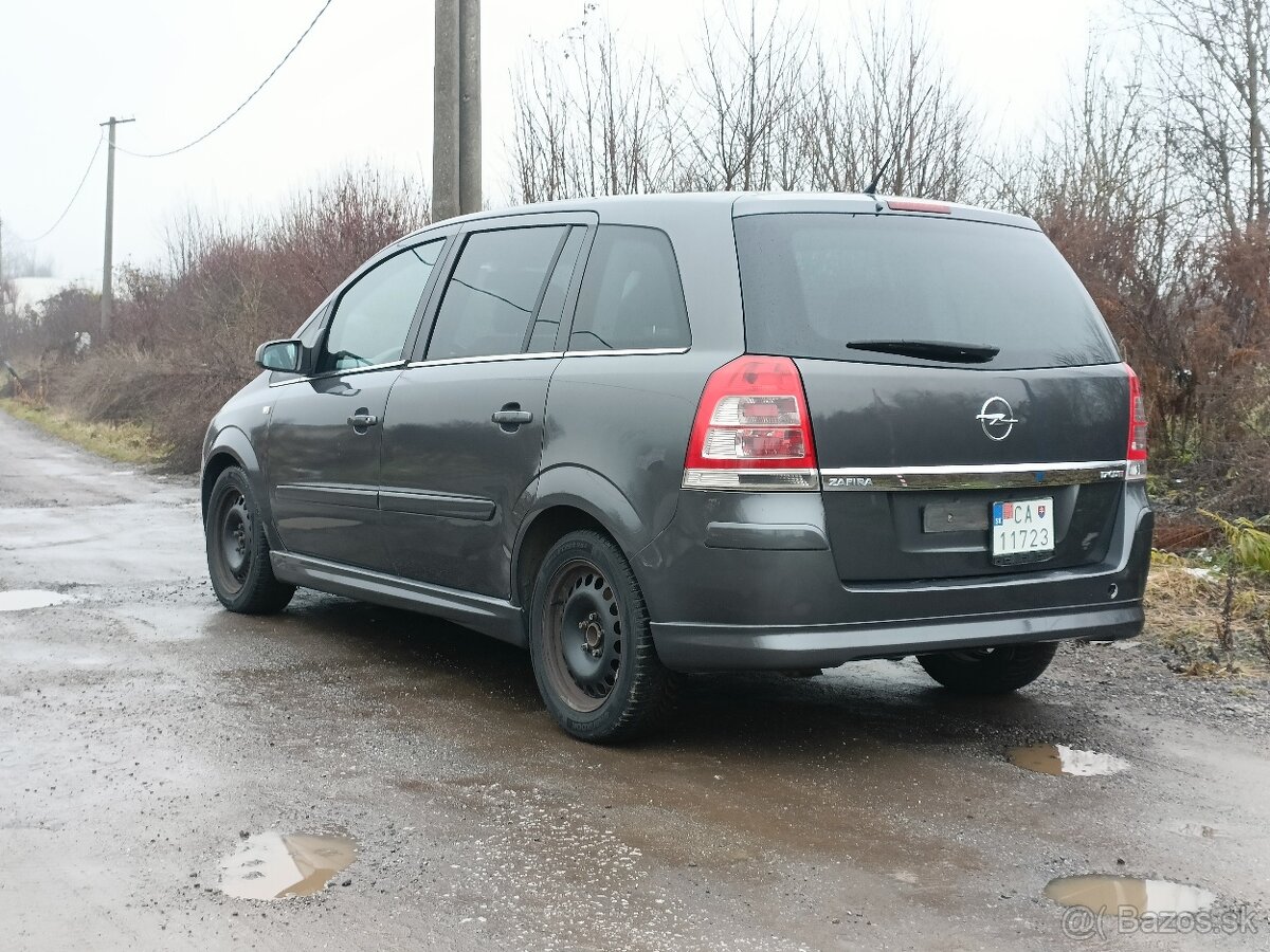 Opel Zafira 1.7 CDTI 92kW, 7-miest. - 2