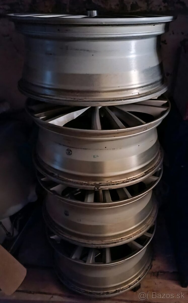 alu kolesá SUZUKI - 2