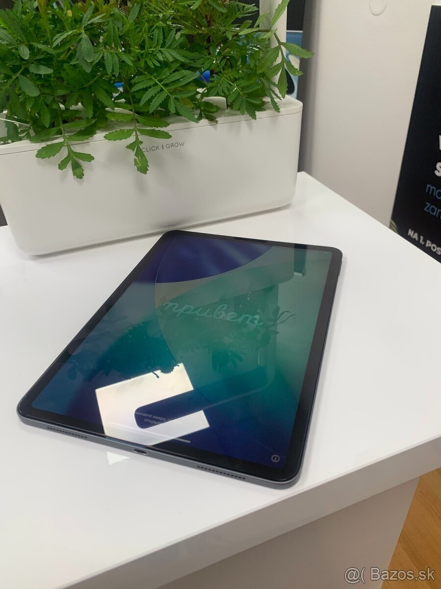 Apple iPad Pro 11" 1. gen 64GB - 2