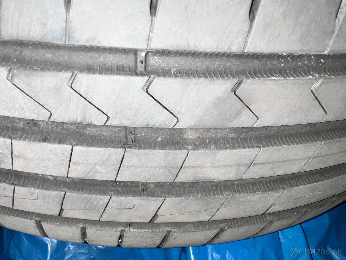 Hankook Ventus Prime 4 - 215/65R16 102H - 2