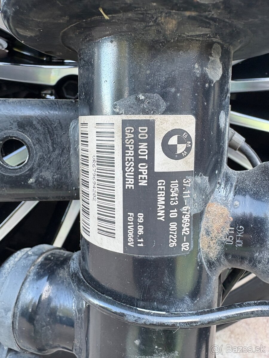 Predám predne tlmiče na Bmw530 GT - 2