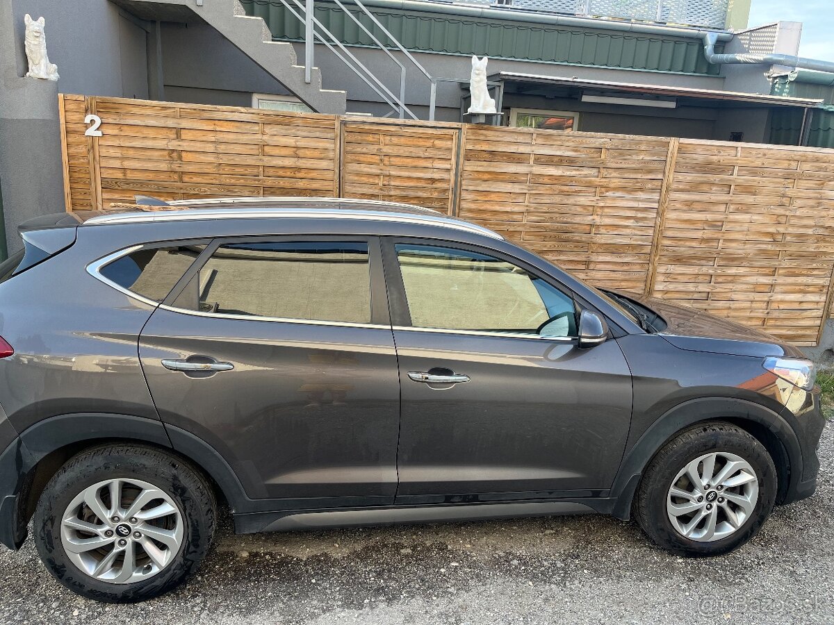 Hyundai Tucson 1.7 CRDi XPOSSIBLE 7DCT automat - 2