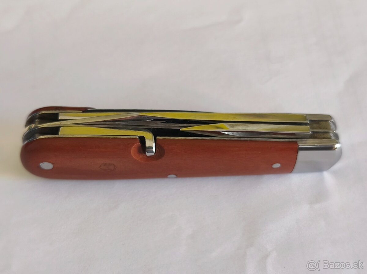 Wenger Delémont 1941 SOLDIER - 2