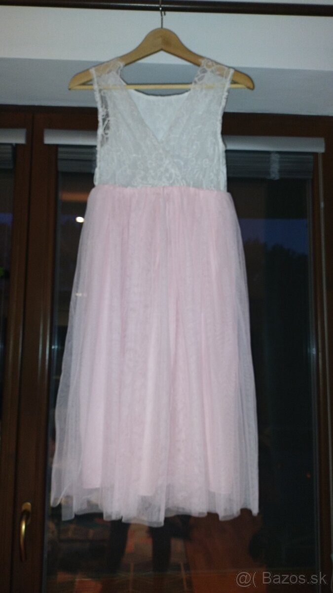 Detské ružové slávnostné šaty s čelenkou - 2