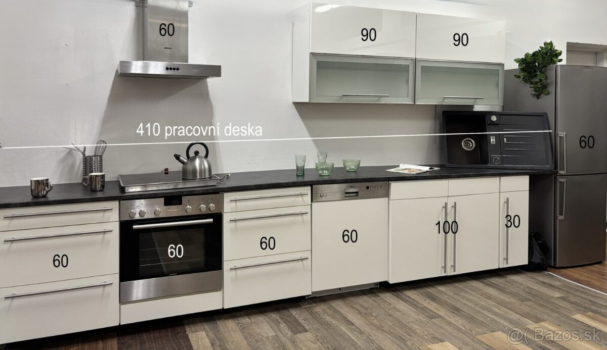 Svetlá dizajnová kuchyňa SIMBA - 2