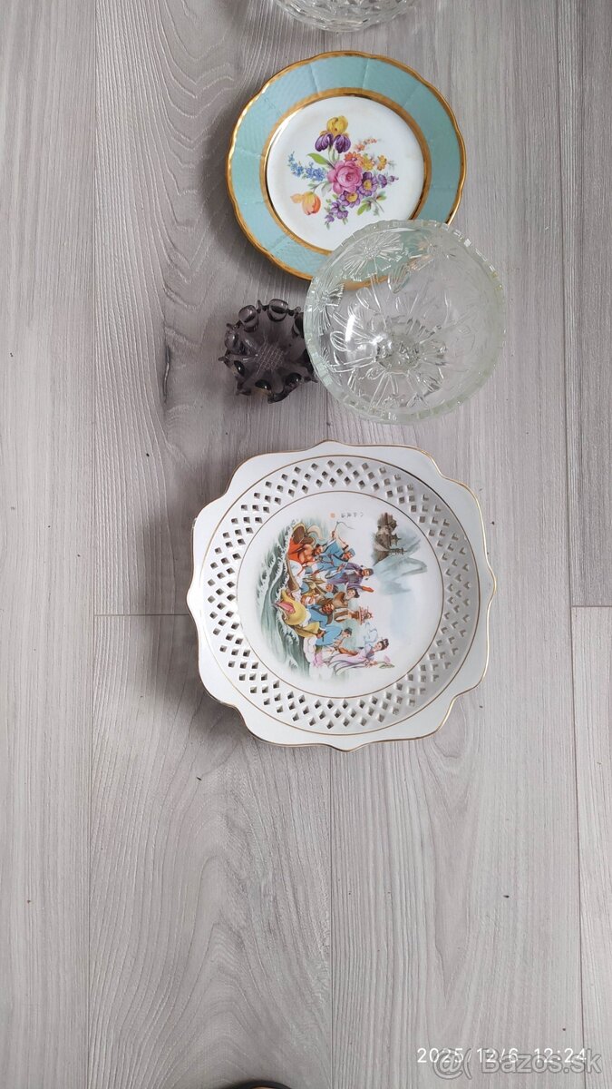 Cena za celok 10€ alebo jednotlivo - 2