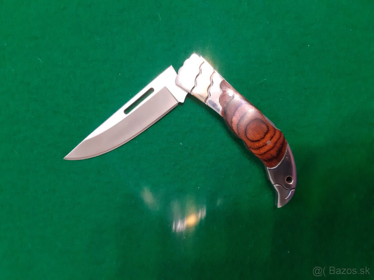 Zatvárací nôž s púzdrom 1066. - 2
