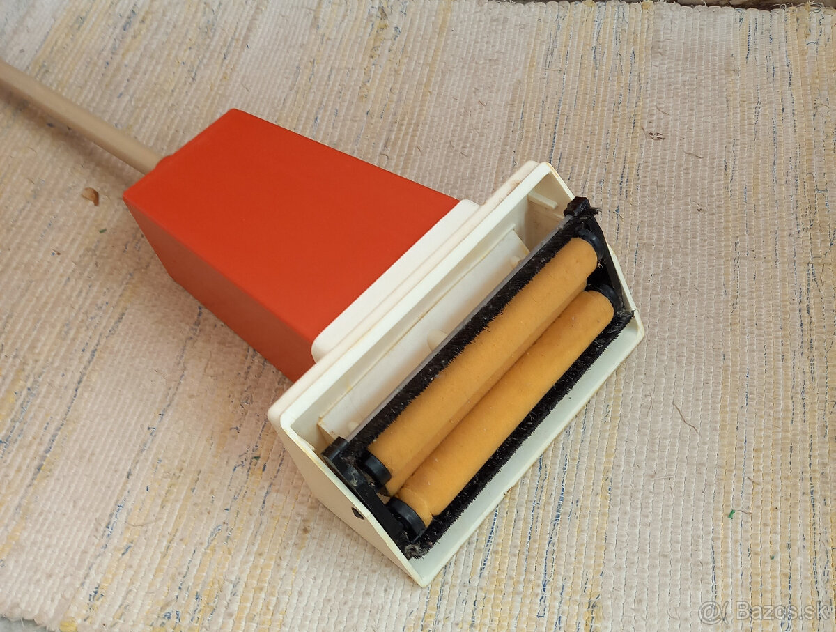 penový čistič kobercov - 2