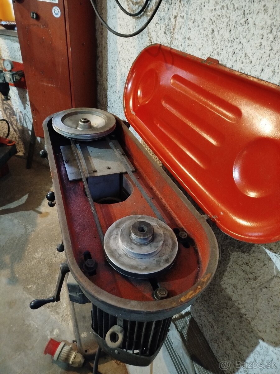 Stojanová vrtačka V20A ulozenka - 2