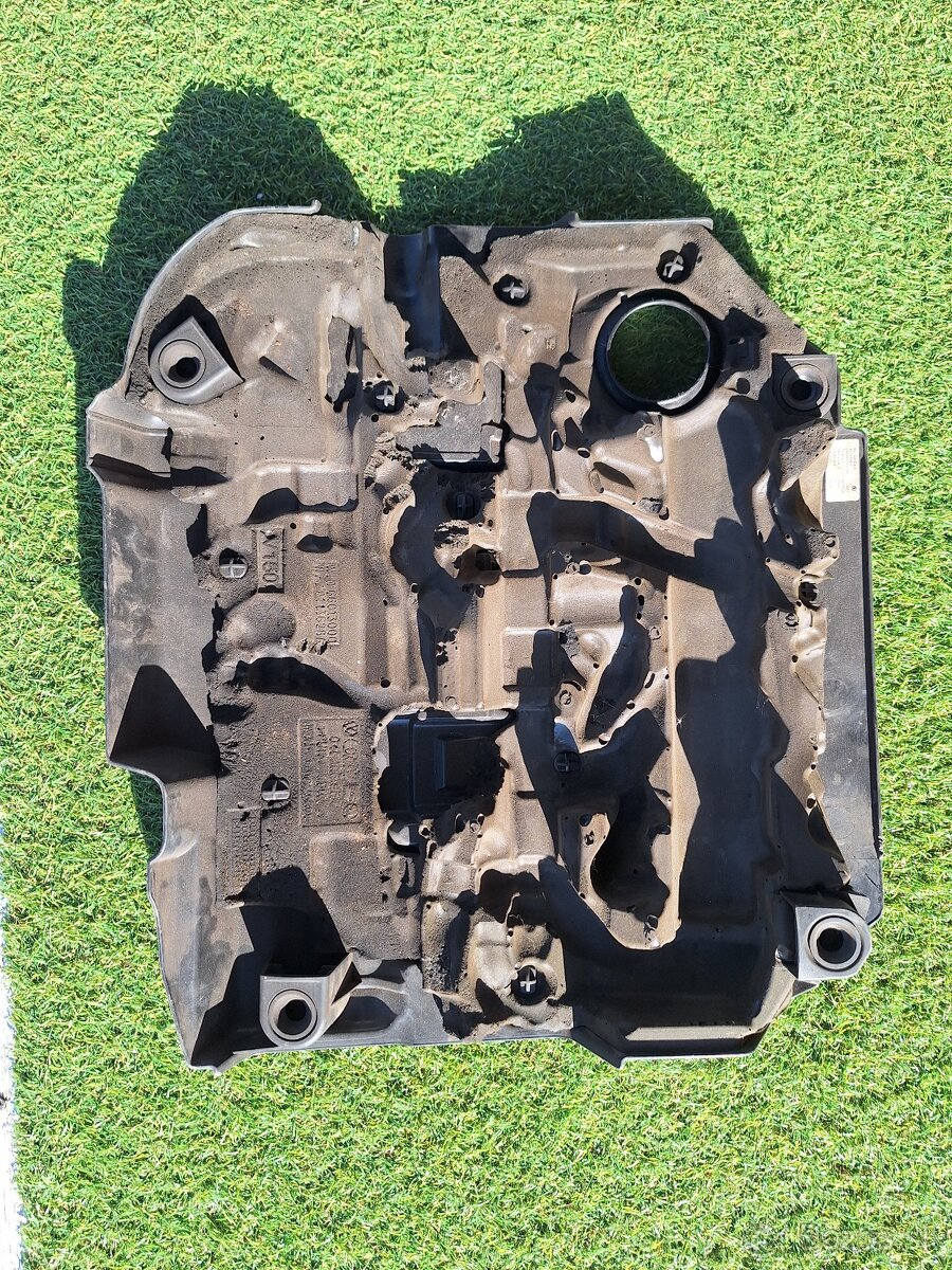 Kryt motora škoda octavia - 2