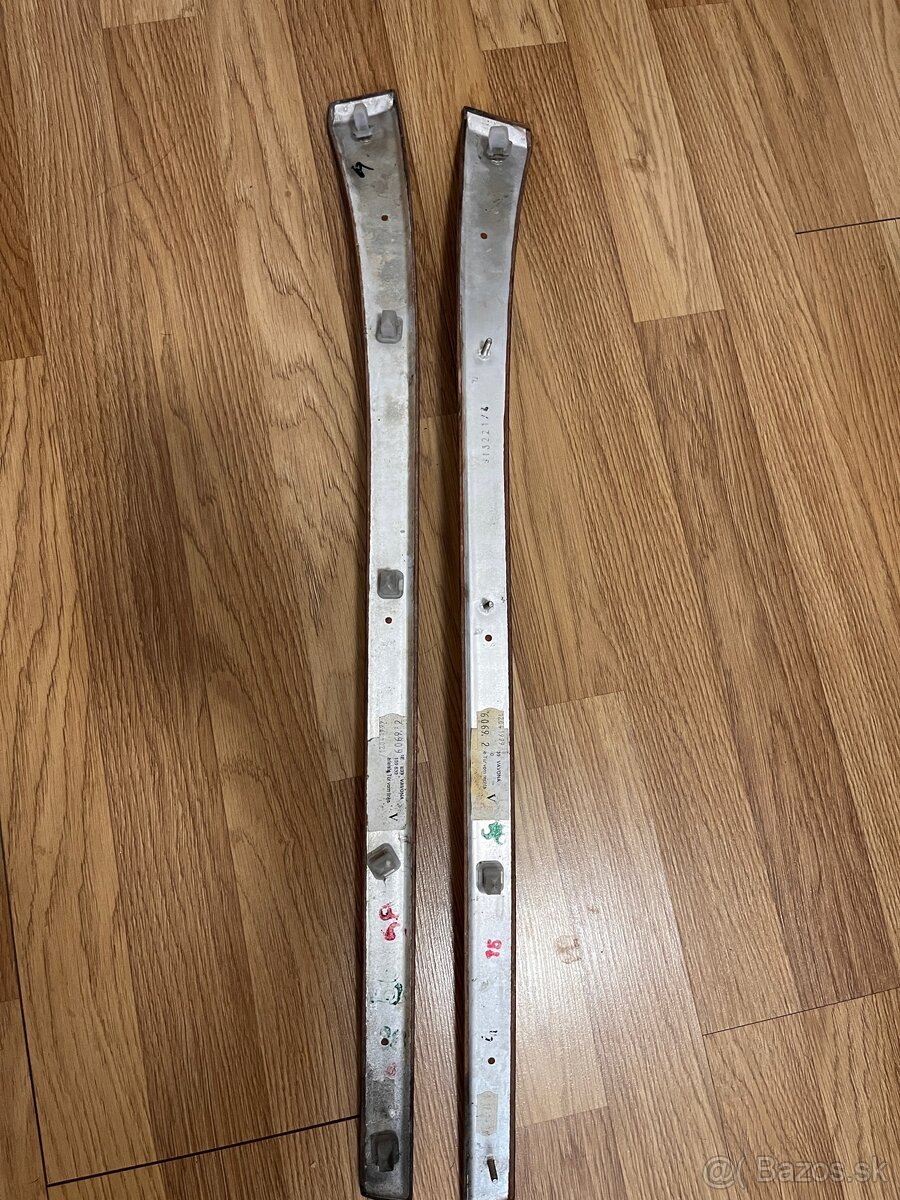 Originál lišty predných dverí BMW E39. - 2