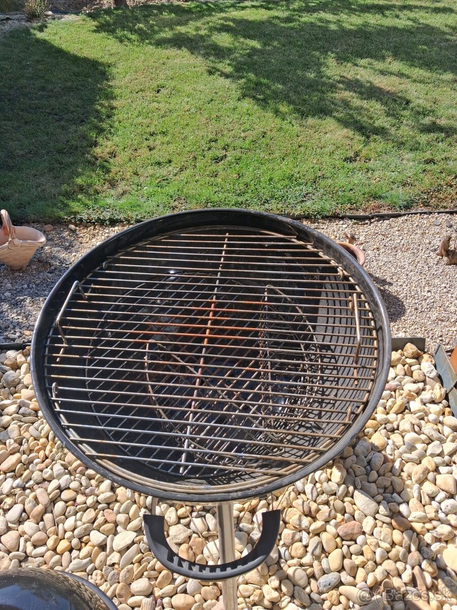 Záhradný Grill - 2