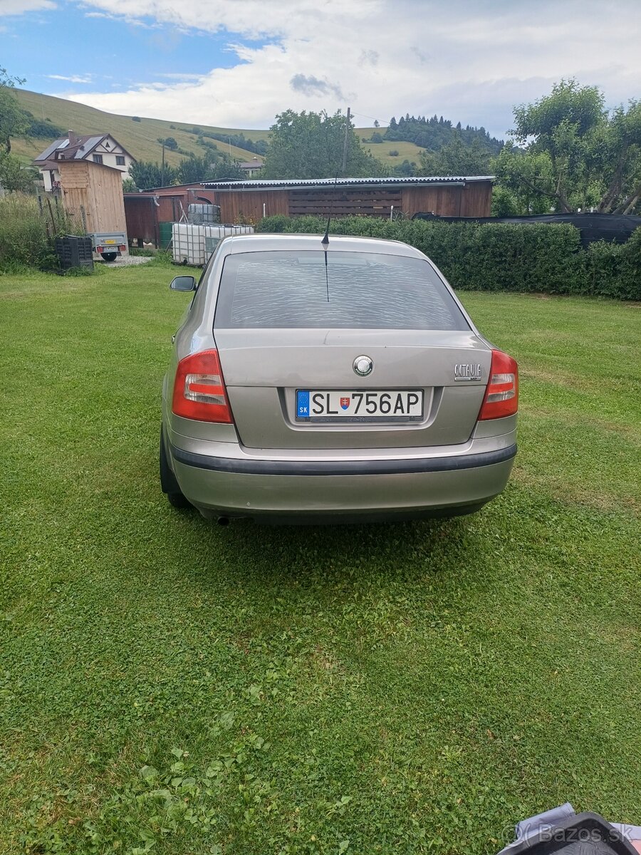Predam Škoda octavia 2 1.6mpi - 2