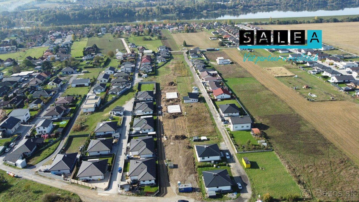 MOJŠ -  STAVEBNÉ ROVINATÉ POZEMKY + MOŽNOSŤ REALIZÁCIE HRUBE - 2