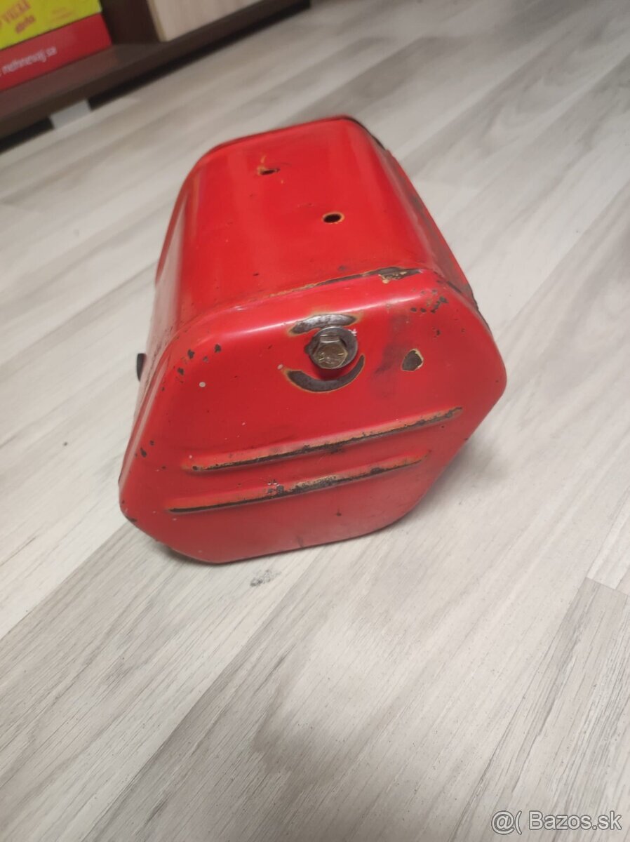 Kastlik Jawa 23 mustang - 2