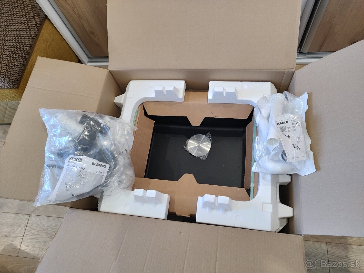 Kuchynsky drez granitový Blanco Subline 500-U antracit - 2