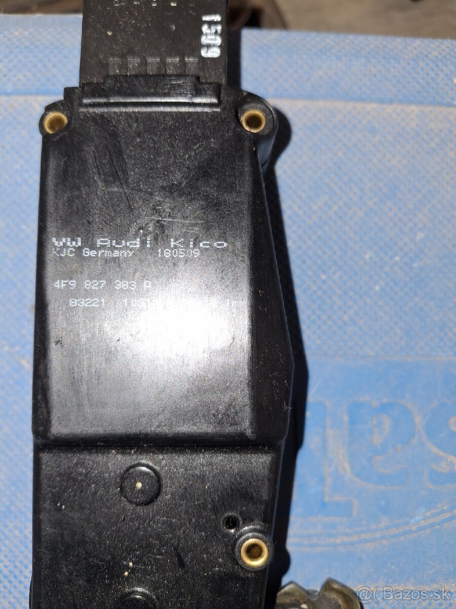 Zámok kufrových dverí superb 2 sedan - 2