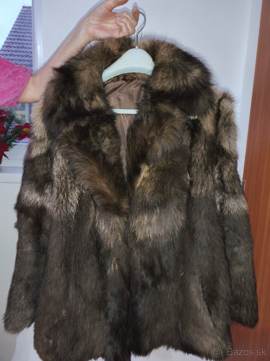Predám pravý kožuch číslo 38 - 2
