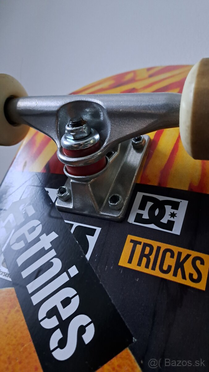 Skateboardy Tricks a niečo - 2