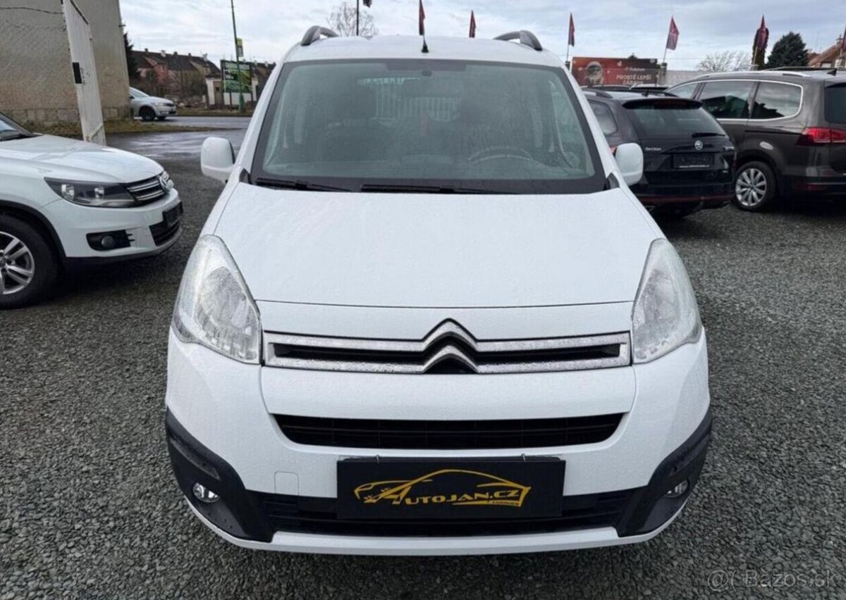 Citroën Berlingo 1.6i MULTISPACE 1.MAJITEL benzín manuál - 2
