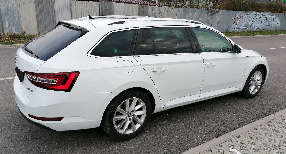 Škoda Superb combi 2.0 TDI Style - 2
