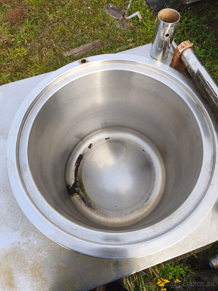 Nerezová nadrž 150 litrov dvojplaštová - 2