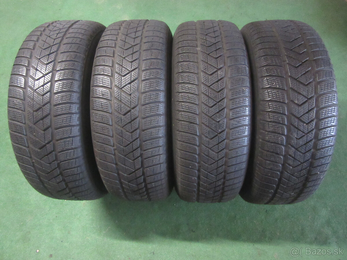 R17 zimná sada VOLVO rozteč 5x108 235/65R17 pirelli - 2