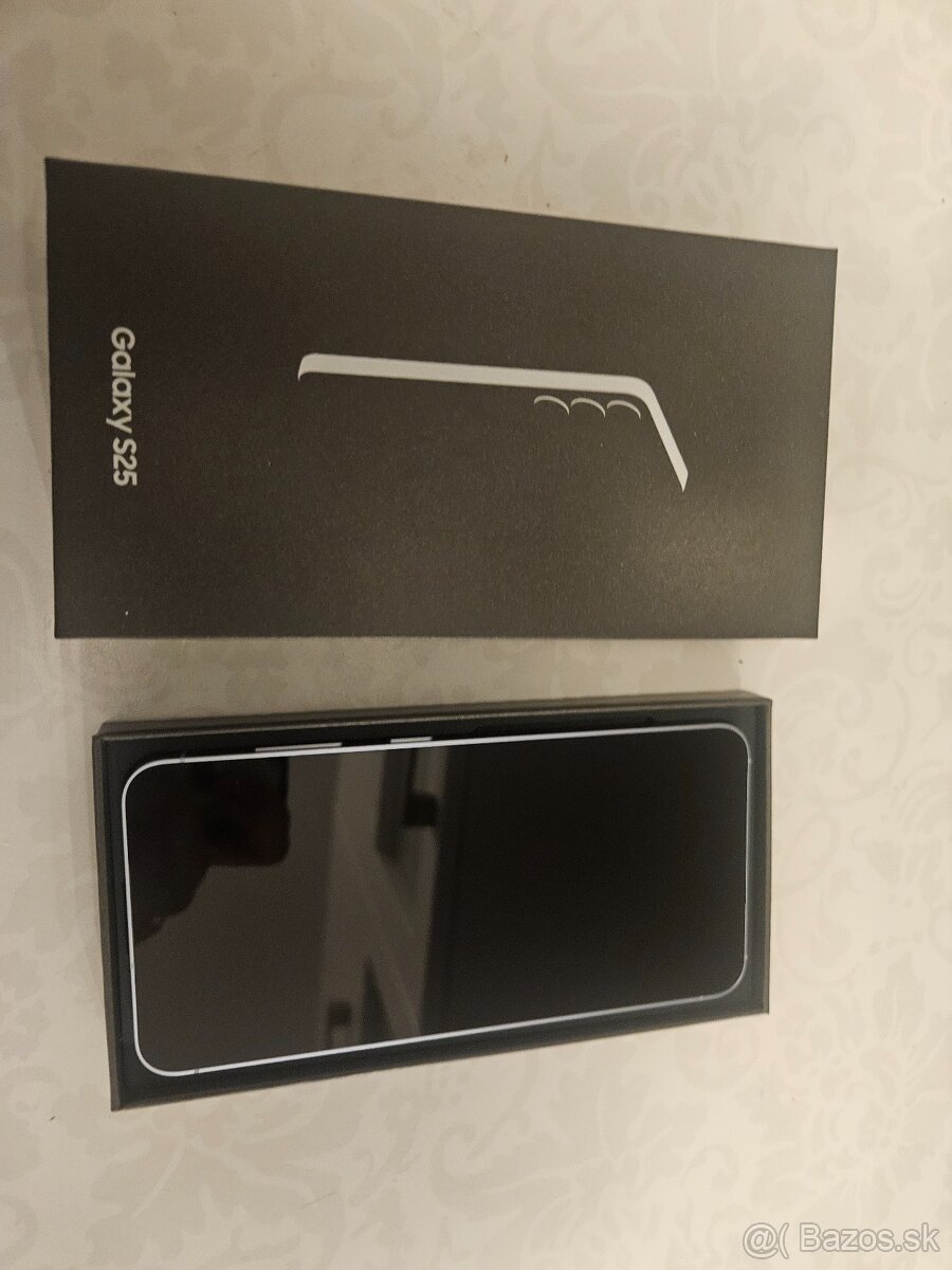 Samsung galaxy S25 - 2