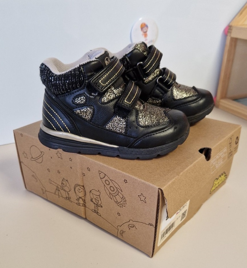 topánky Baťa 24 - 2