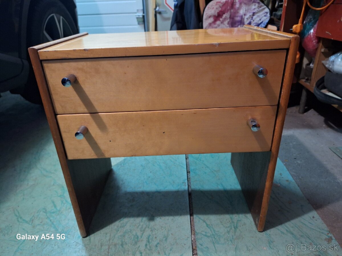 Retro nočný stolík - 2