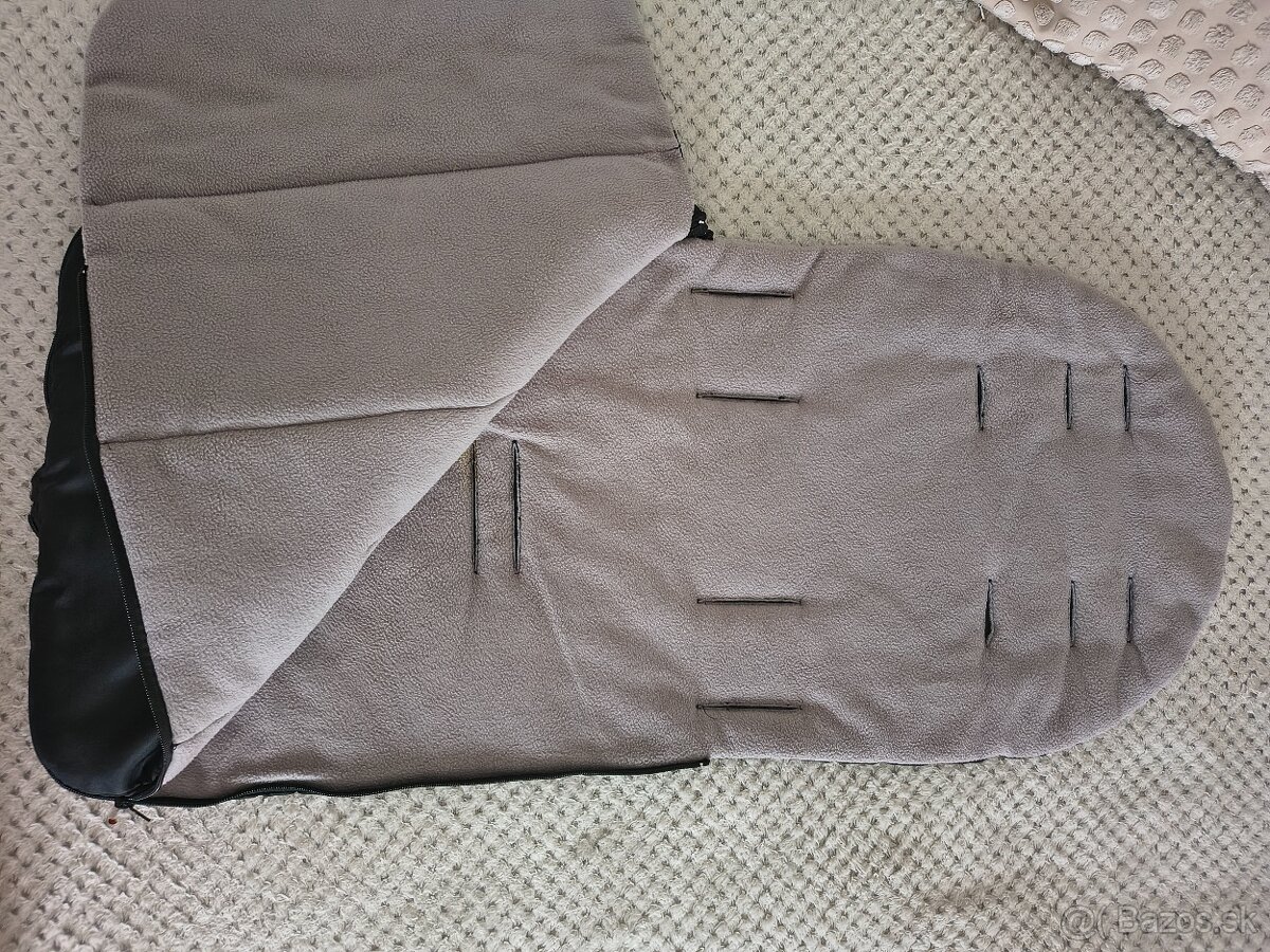 Čiernosivý fusak do kočíka - 2