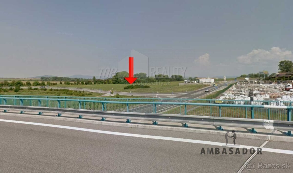 Viditeľný investičný pozemok pri R1 - 2