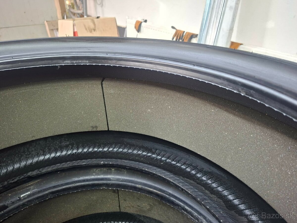 285/35R22 Hankook letné 4ks - 2