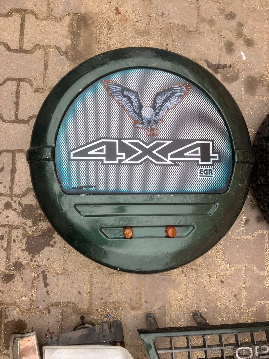 Kryt rezervy rezerva Opel Frontera - 2